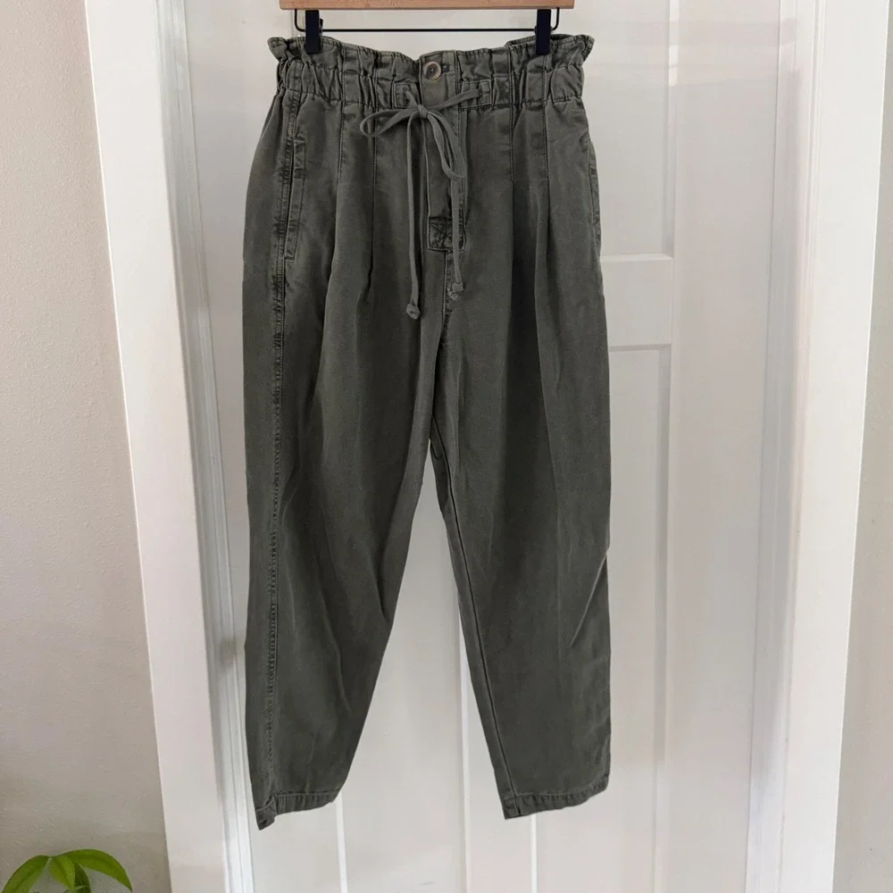 Free People Margate Pleated Trouser Olive Green Paperbag Waist‎ Pants Size Small
